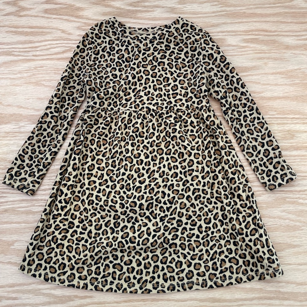Old Navy Long Sleeved Leopard Dress
